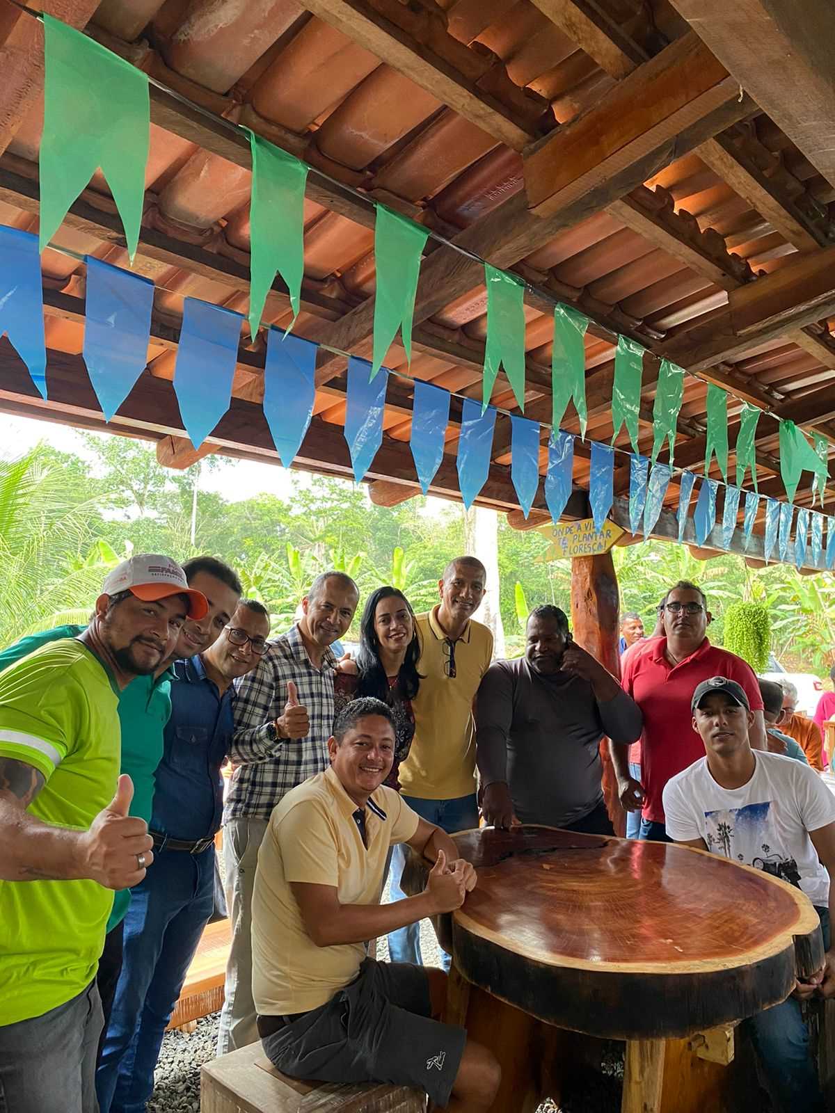 Camacã: Respeito e admiração; Prefeitura comemora o Dia do Gari com café da manhã